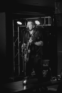 Tomi Leino performing with Tomi Leino Trio.